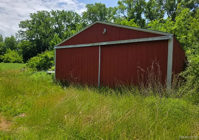 6th image of 6851 Merriman Rd, Romulus, MI 48174 | MLS# 61001524