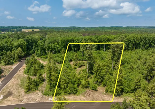 1st image of 8886 Hemlock Hill Dr, Traverse City, MI 49685 | MLS# 80069488