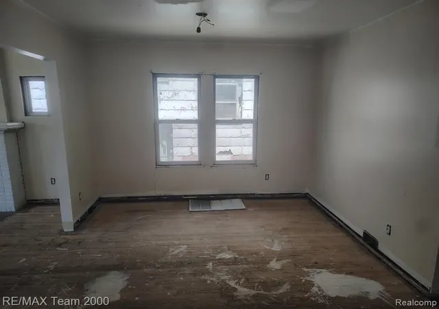 Photo 2 of Multi family home for sale at 9186 Steel St, Detroit, MI 48228 2680 | MLS# 61012991 | Listing updated on 2026-10-20