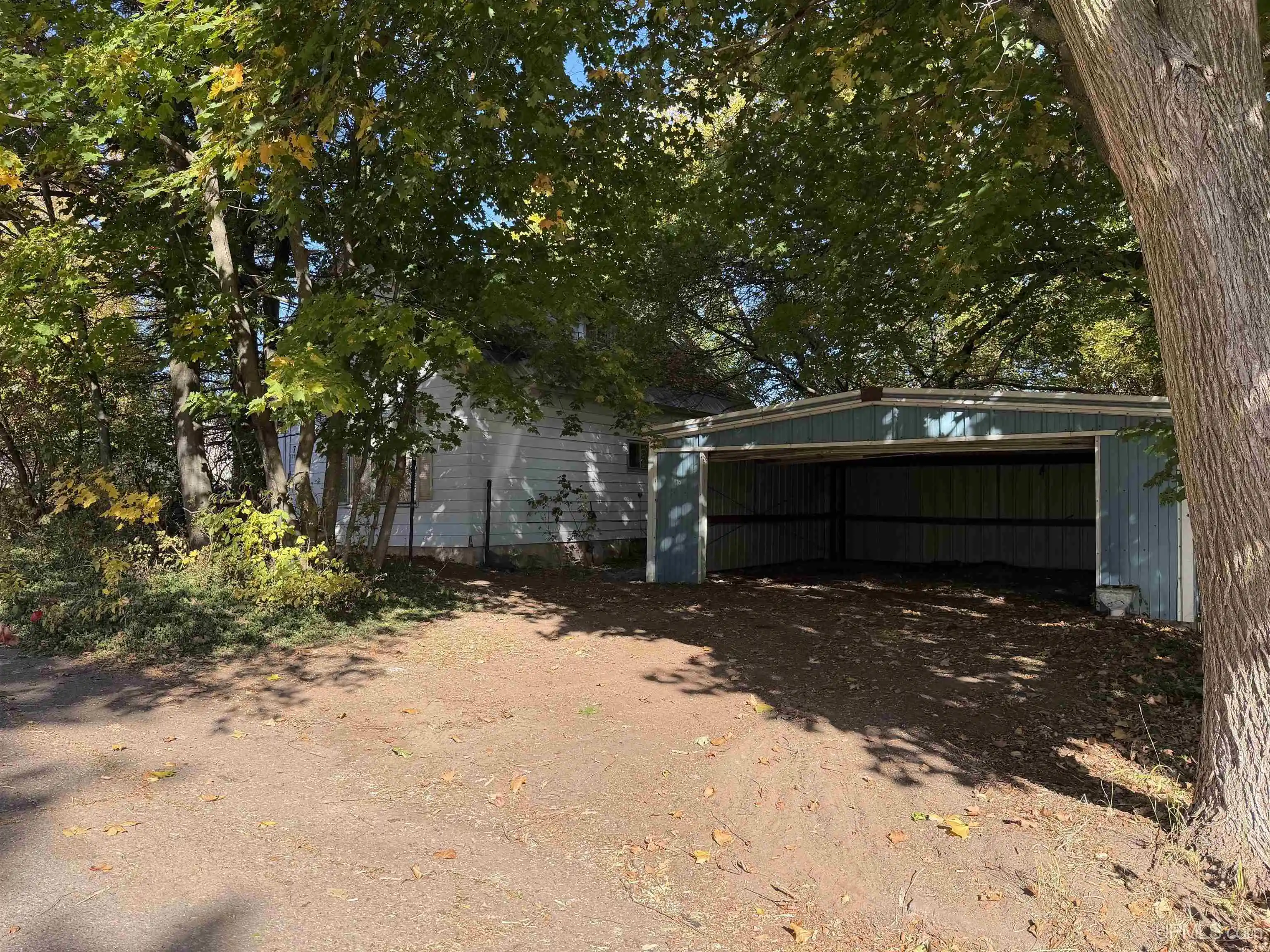 Single family home for sale at 709 Park St, Ishpeming, MI 49849 | MLS# 50223363
