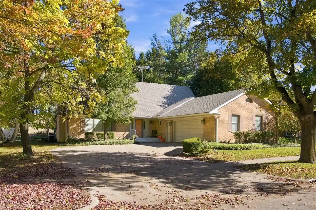 Single family home for sale at 633 Flanders St, Chelsea, MI 48118 | MLS# 70566209