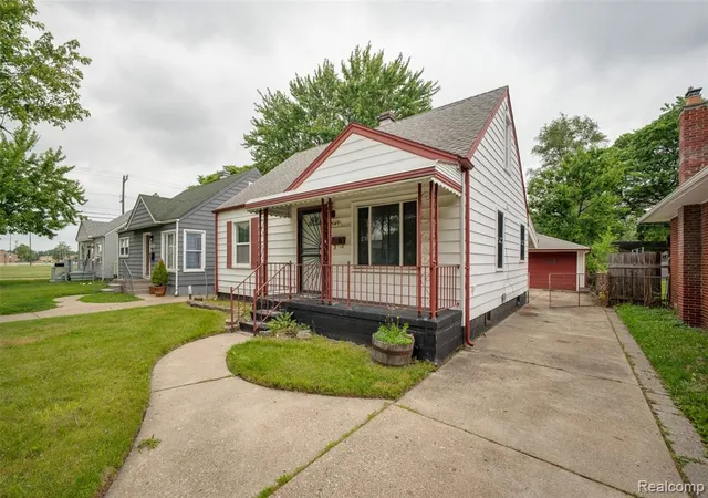 3rd image of 3149 Poplar Ave, Warren, MI 48091 2343 | MLS# 61007148