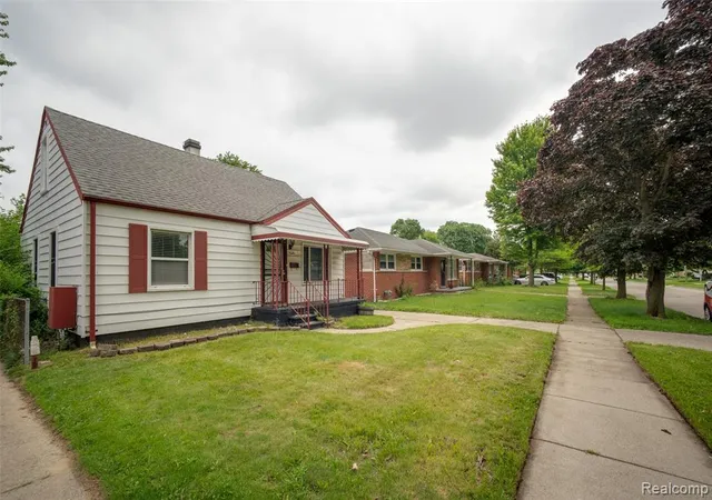 4th image of 3149 Poplar Ave, Warren, MI 48091 2343 | MLS# 61007148