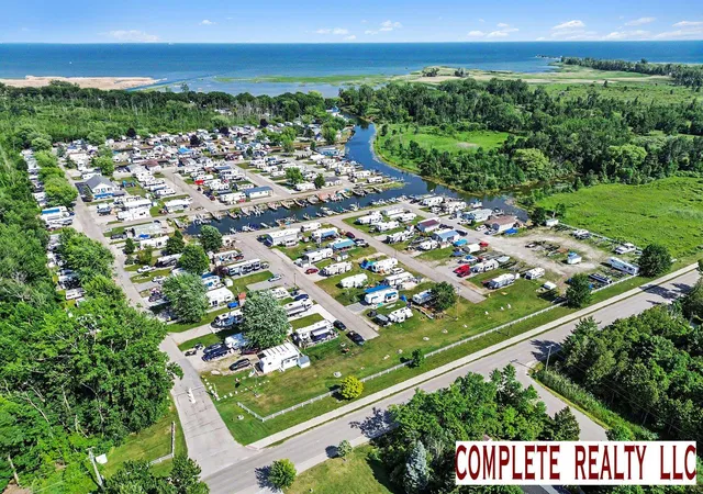 Homes for sale in Au Gres, MI | 831 S Main, Unit 213 St, Au Gres, MI 48703 | MLS# 50214342