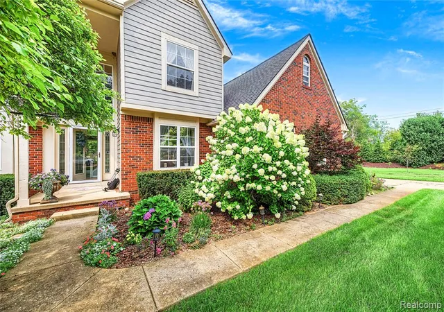 3rd image of 2375 Reidsview, White Lake, MI 48383 | MLS# 61021532