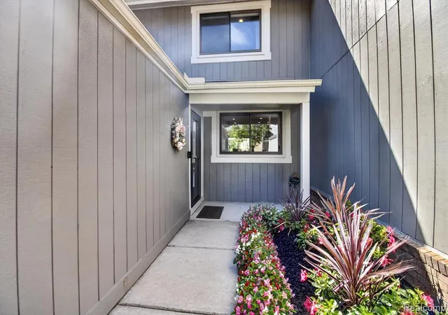 Photo 2 of Condo for sale at 846 Yorktown Crt, Northville, MI 48167 | MLS# 61024352 | Listing updated on 2026-09-12