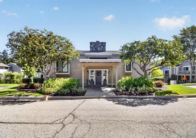 Photo 45 of Condo for sale at 846 Yorktown Crt, Northville, MI 48167 | MLS# 61024352 | Listing updated on 2026-08-29