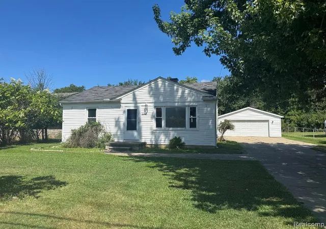 Photo 1 of Single family home for sale at 28860 Grayfield Dr, Farmington Hills, MI 48336 3726 | MLS# 61022896 | Listing updated on 2026-08-29