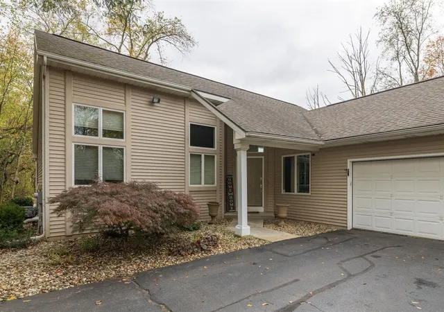 2nd image of 2798 E T Ave, Portage, MI 49002 | MLS# 70502660