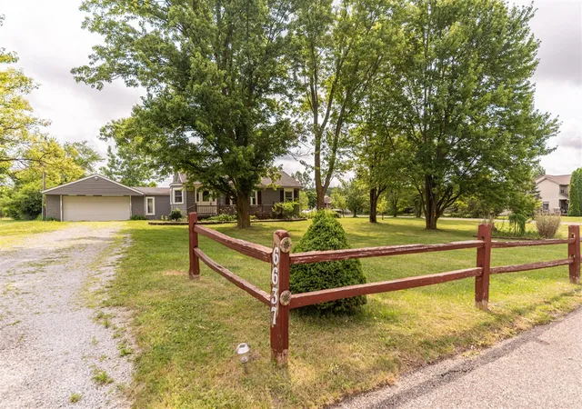 Homes for sale in Ypsilanti, MI | 6637 Hitchingham Rd, Ypsilanti, MI 48197 | MLS# 70543529