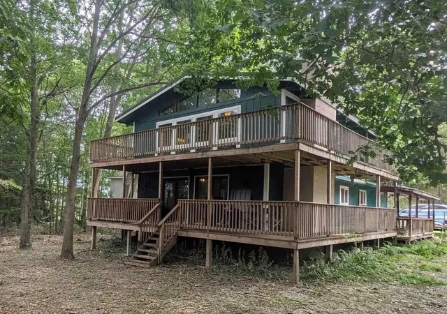 3rd image of 2520 W Deerfield, Mount Pleasant, MI 48858 | MLS# 80072683