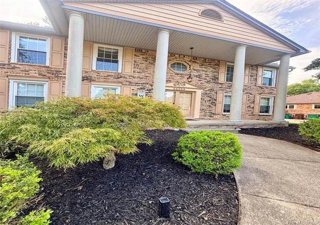 Photo 1 of Single family home for sale at 54359 Algonquin Dr, Shelby Township, MI 48315 | MLS# 61017568 | Listing updated on 2026-09-04