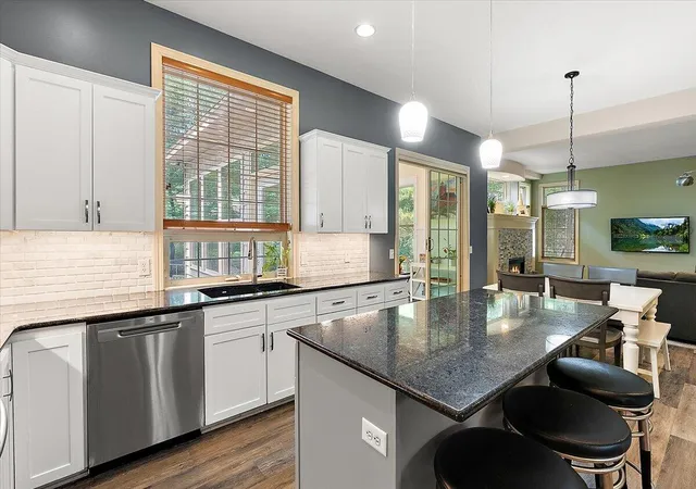 Photo 5 of Single family home for sale at 2931 Brookwind Dr, Holland, MI 49424 | MLS# 70553956 | Listing updated on 2026-09-03