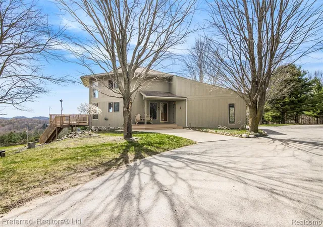 5th image of 1693 Elm Road, Frankfort, MI 49635 | MLS# 60979016
