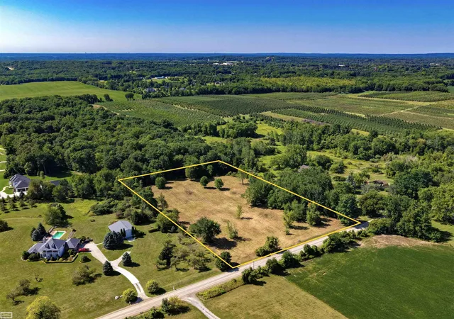 Photo 1 of Sale Pending at 37 Mile Rd, Romeo, MI 48065 | MLS# 50219782 | Listing updated on 2026-09-16