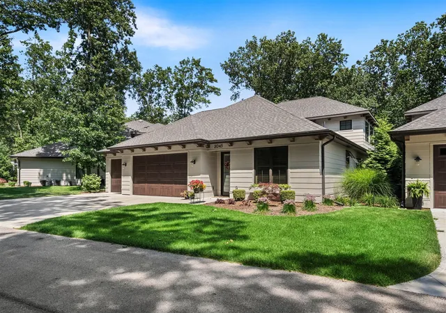 Photo 5 of Sale Pending at 2045 Ottawa Beach Rd, Holland, MI 49424 | MLS# 70547851 | Listing updated on 2026-08-13