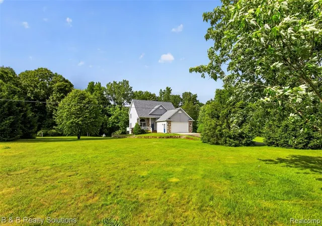 Homes for sale in North Branch, MI | 3097 Burnside Rd, North Branch, MI 48461 | MLS# 61005135