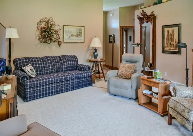 Photo 3 of Sale Pending at 3135 Creekwood Cir, Bay City, MI 48706 | MLS# 50219040 | Listing updated on 2026-09-11