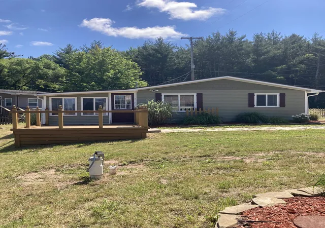 4th image of 1231 Aspen Dr, Beaverton, MI 48612 | MLS# 50138325