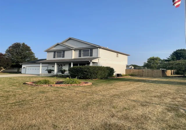 Photo 2 of Single family home for sale at 316 E Diamond Way St, Morrice, MI 48857 | MLS# 50216364 | Listing updated on 2026-07-28