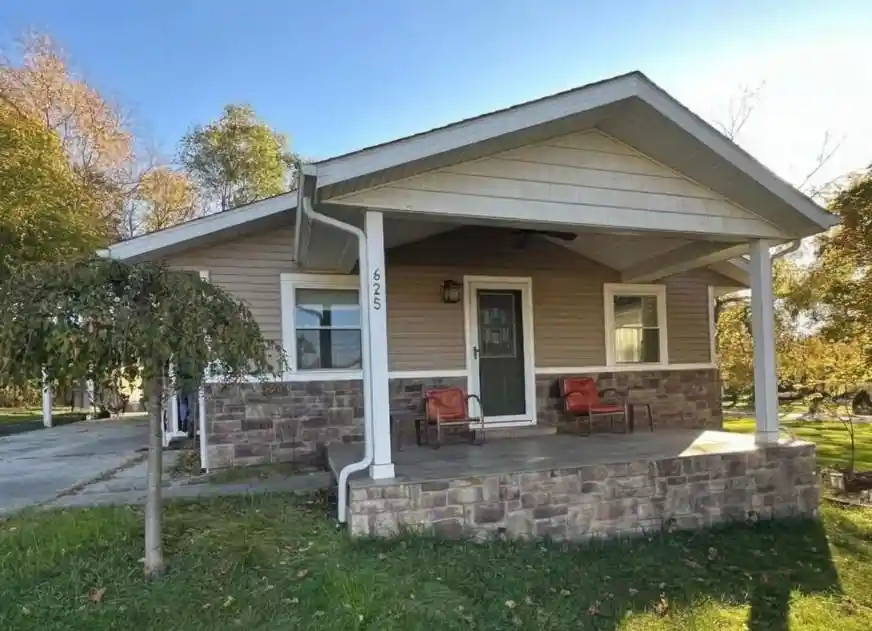 Single family home for sale at 625 Warren St, Gladwin, MI 48624 | MLS# 50225870