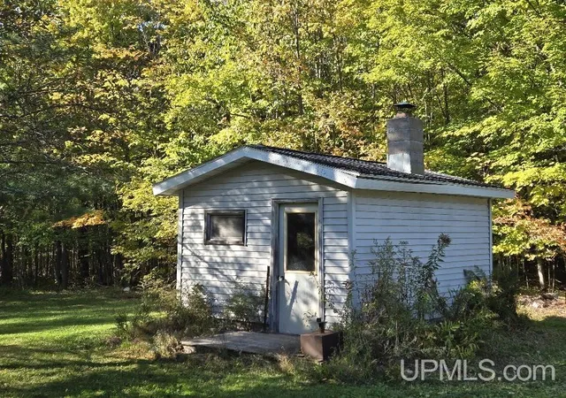Homes for sale in Ontonagon, MI | 36741 Kujala Rd, Ontonagon, MI 49953 | MLS# 50210334