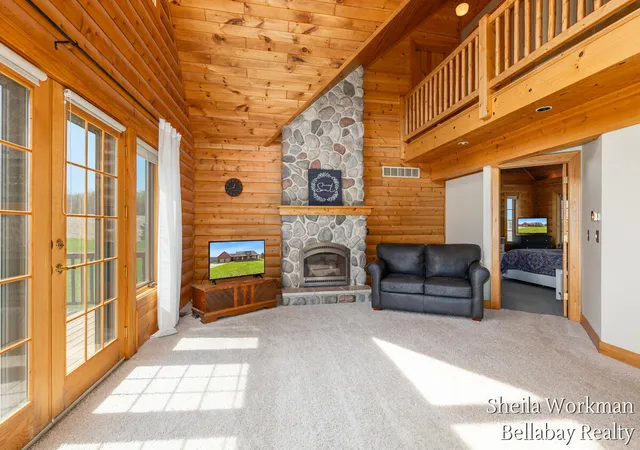 Homes for sale in Caledonia, MI | 7320 100Th St, Caledonia, MI 49316 | MLS# 70530435