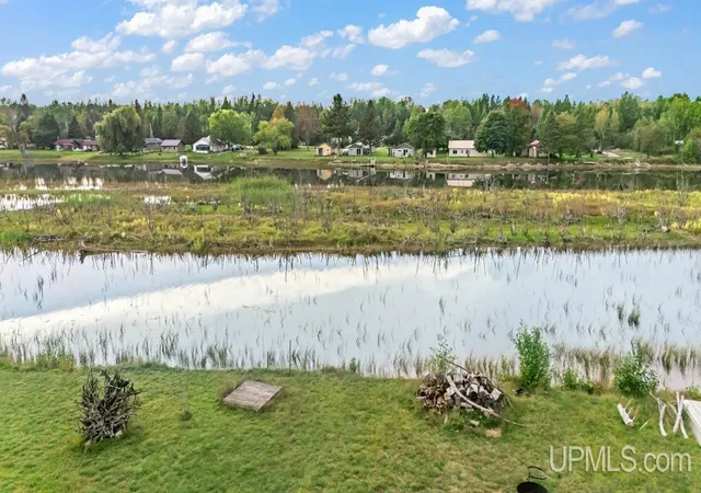 Homes for sale in Rapid River, MI | 8391 U6 Ln, Rapid River, MI 49878 | MLS# 50209672