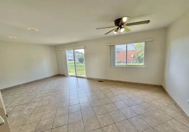 Photo 4 of Single Family Residence at 2208 Orchard Crst St, Shelby Township, MI 48317 | MLS# 50211360 | | Sold on 2026-06-25