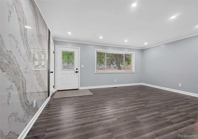 Photo 3 of Sale Pending at 33424 Cheryl St, Clinton Township, MI 48035 3931 | MLS# 61012406 | Listing updated on 2026-08-30