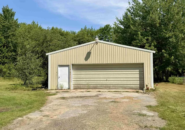 Photo 3 of Single family home for sale at 6315 Sunrise Trl, Harrison, MI 48625 | MLS# 50216792 | Listing updated on 2026-09-11