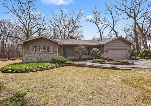 Photo 3 of Sale Pending at 2980 Lupine Ct, Bay City, MI 48706 | MLS# 50202941 | Listing updated on 2026-04-04