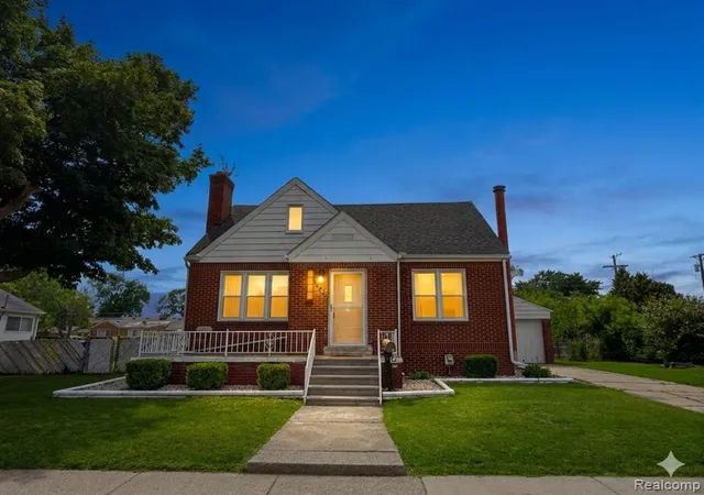 Photo 1 of Single family home for sale at 22815 Le Fever Ave, Warren, MI 48091 | MLS# 61005688 | Listing updated on 2026-07-15