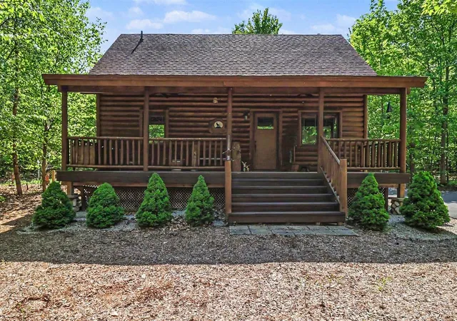 Homes for sale in Bear Lake, MI | 15163 Winding Creek Dr, Bear Lake, MI 49614 | MLS# 70536054
