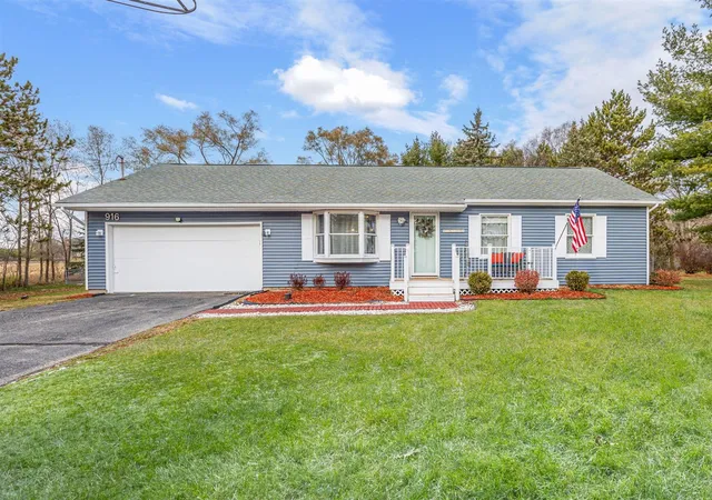 1st image of 916 W Remus Rd, Mount Pleasant, MI 48858 | MLS# 70506182