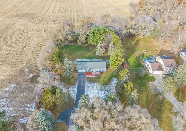 5th image of 916 W Remus Rd, Mount Pleasant, MI 48858 | MLS# 70506182