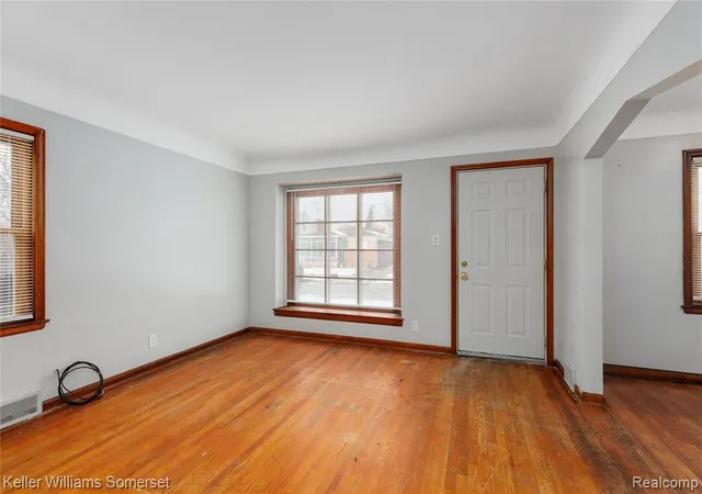 Photo 2 of Single family home for sale at 15280 Faircrest St, Detroit, MI 48205 2918 | MLS# 61003561 | Listing updated on 2026-08-29