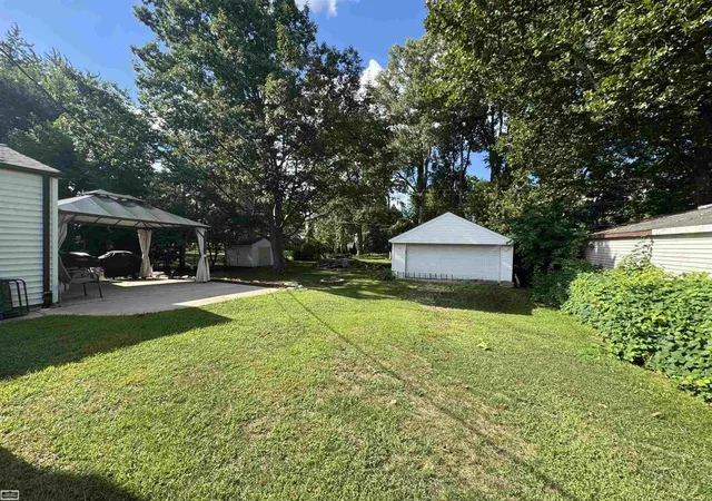 Photo 2 of Single family home for sale at 4505 23 Mile Rd, Shelby Township, MI 48316 | MLS# 50218946 | Listing updated on 2026-09-04