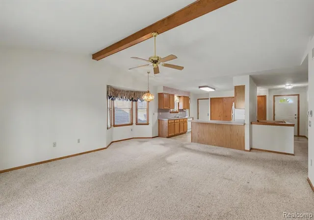 Homes for sale in Swartz Creek, MI | 4392 Springbrook Dr, Swartz Creek, MI 48473 | MLS# 61008119