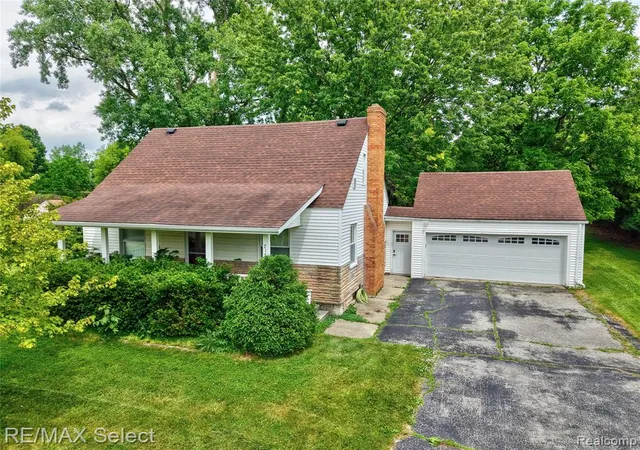 Homes for sale in Grand Blanc, MI | 7173 Porter Rd, Grand Blanc, MI 48439 | MLS# 61001572
