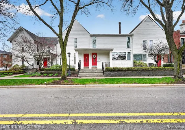 45th image of 372 W Brown St, Birmingham, MI 48009 1468 | MLS# 61023562