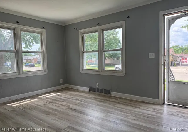 3rd image of 25858 Leach St, Roseville, MI 48066 | MLS# 61006764