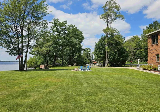 Homes for sale in Cadillac, MI | 815 E Lake Mitchell Dr, Cadillac, MI 49601 | MLS# 80060382