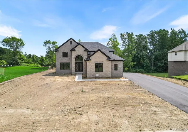 1st image of 2185 Heidi Dr, Oxford, MI 48370 | MLS# 60998169