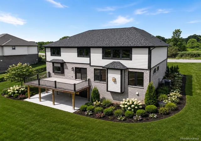 4th image of 2185 Heidi Dr, Oxford, MI 48370 | MLS# 60998169