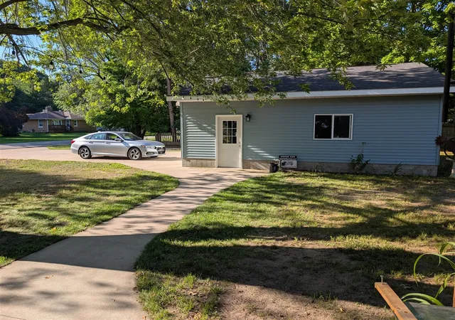 Homes for sale in Muskegon, MI | 271 Randall Rd, Muskegon, MI 49441 | MLS# 70543010