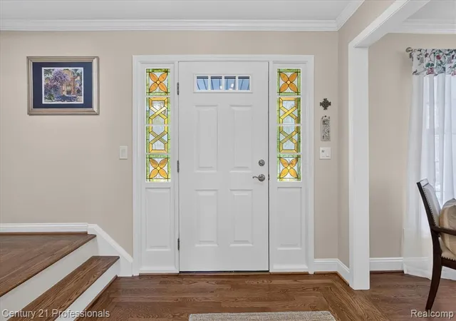 Photo 5 of Single family home for sale at 17634 Country Club Dr, Livonia, MI 48152 2930 | MLS# 61024154 | Listing updated on 2026-08-29