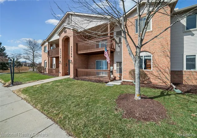 3rd image of 45750 Prairiegrass Ct #4, Van Buren Township, MI 48111 | MLS# 60977728
