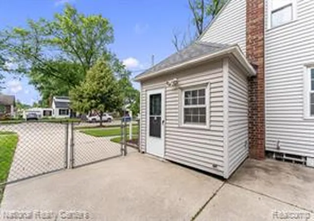 Homes for sale in Saint Clair Shores, MI | 21523 Fresard St, Saint Clair Shores, MI 48080 | MLS# 61009219