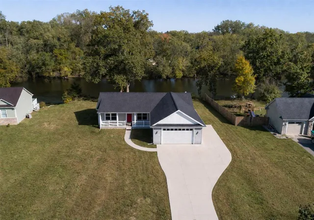 1st image of 135 Jeremy St, Constantine, MI 49042 | MLS# 70525313